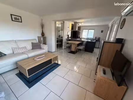 à louer – t3 duplex meublé de 55,53 m² – grasse sainte-anne – parking privé