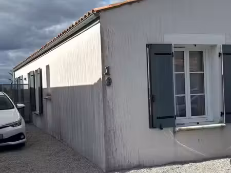maison sainte-soulle bourg au calme, 3 chambres