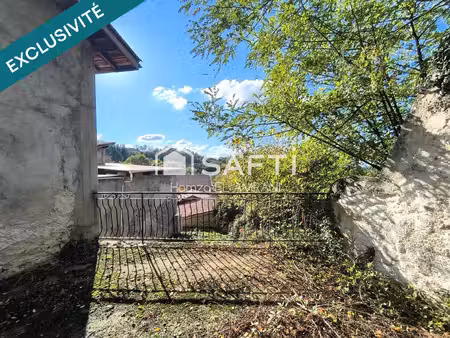 maison individuelle avec terrasse dépendance