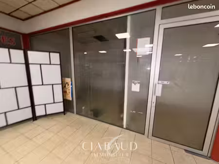 local commercial 26 m² aix-en-provence