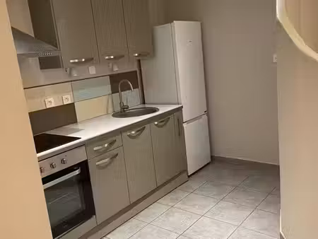 t2 duplex rdc renové centre jonquiere