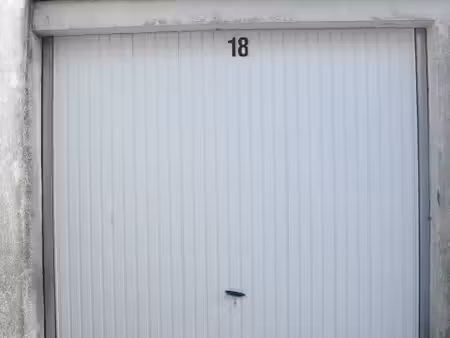 garage utilitaire sécurisé à joigny