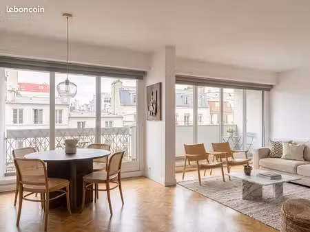 appartement traversant de 4 pièces lumineux avec balcon