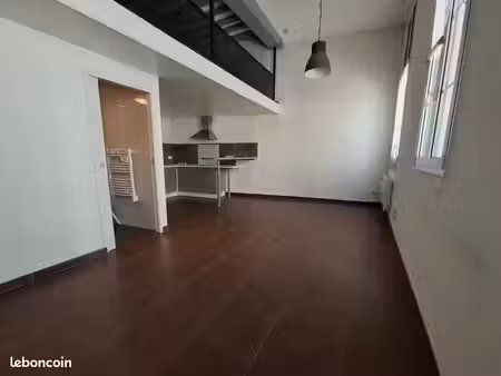 studio 2 pièces 31 m²