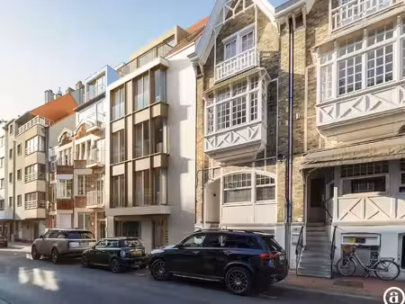 gelijkvloers nieuwbouw appartement in hart van knokke.