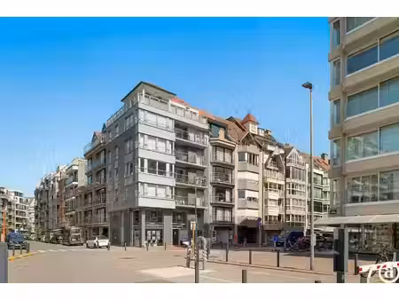 uitstekend gelegen handelspand aan het rubensplein [koningslaan].