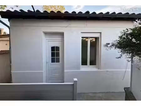 à louer – maisonnette t2 avec cour – bordeaux