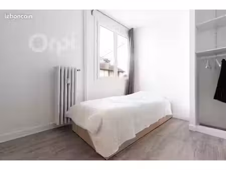 appartement 1 pièce 12 m²