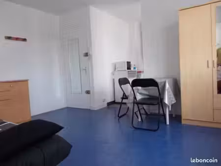 studio calme ensoleillé 30 m2 à louer