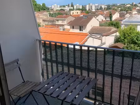 t1 40m2 meublé pellegrin 2 terrasses