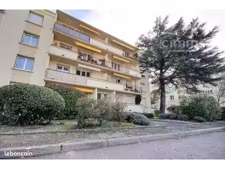 appartement 3 pièces 76 m²