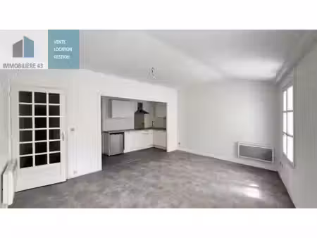 triplex à louer