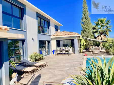 villa de luxe à vendre à saint-cyr-sur-mer