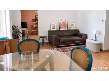 grand appartement meublé de 92 m² au cœur de chambéry