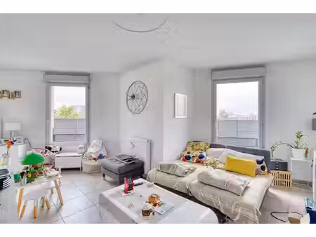 appartement villeurbanne 4 pièce(s) 104.74 m2