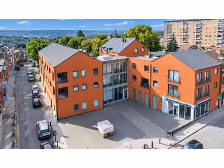 bel appartement 3 chambres avec balcon