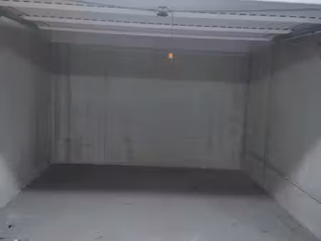 box parking