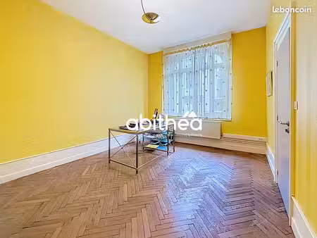 immeuble 6 pièces 206 m²