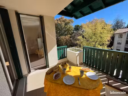 grand studio/t1 avec terrasse ensoleillée