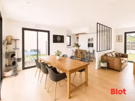 a vendre chez blot immobilier - maison récente t6 proche commodités