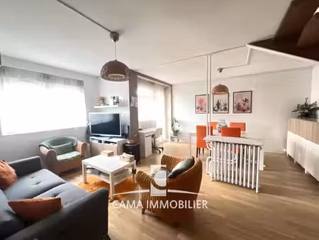 rare à versailles, duplex à 15mn à pied de la gare de versa