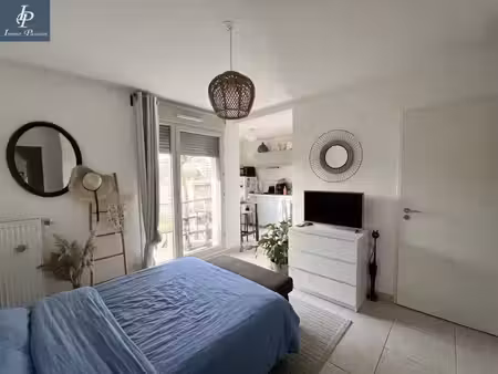 a vendre dijon sud studio de 26,30m2 avec parking - quartier