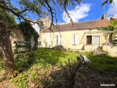 le creusot - 14 rue du champs de la chapelle - maison mitoyenne à rénover