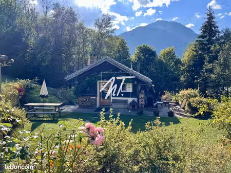 chalet 5 pièces 105 m²