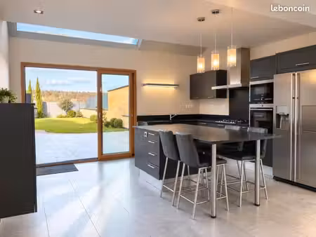 maison de bourg totalement rénovée