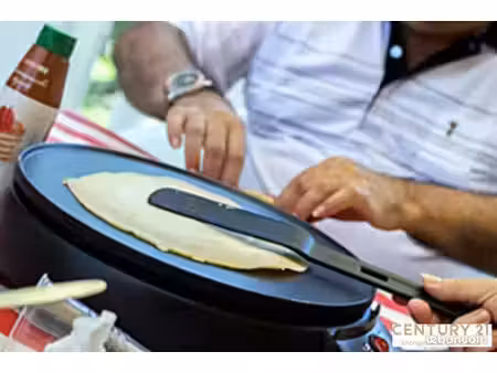 fonds de commerce crêperie 200 m²