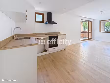 appartement 4 pièces 71 m²