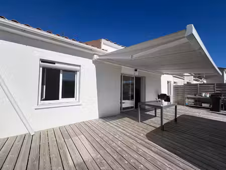 location maison 3 pièces 81m²