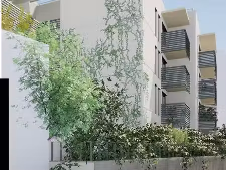 toulon au coeur d'un quartier vivant et commerçant