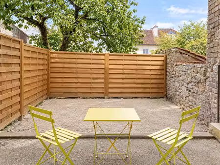 mauvendiere, t2 avec terrasse + jardin privatif !