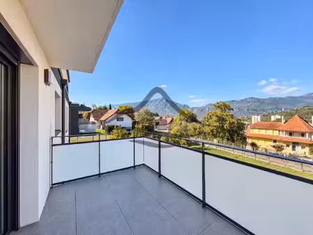 t2 avec terrasse plein sud et garage résidence récente à a