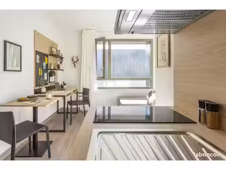 studio 3 pièces 49 m²