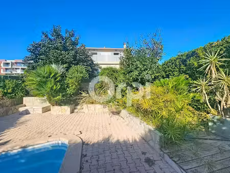 antibes est – maison avec piscine, 4 chambres et studio indépendant : un fort potentiel à 