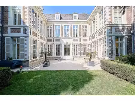 vieux lille , rare hôtel particulier xvii ème entièrement rénové