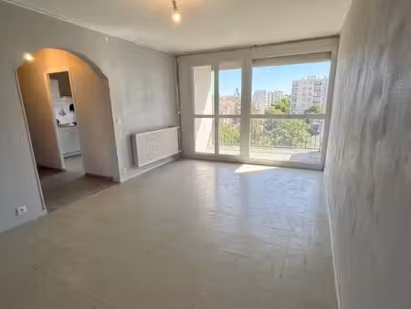 appartement t4