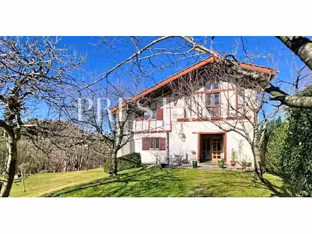 ferme basque renovee