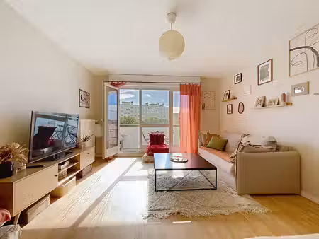 appartement meublé 1 pièce(s) 33 m2 - caen demi-lune