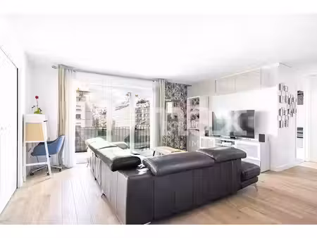 courbevoie becon - 4 pieces + balcons - 589 000 € fai