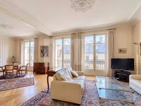 doly - appartement - paris 8ᵉ (quartier batignolles / rome)