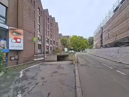 emplacement de parking intérieur !