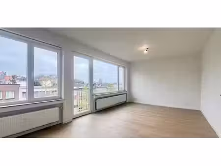 appartement à louer à anderlecht pour € 940 avec 1 chambre à coucher