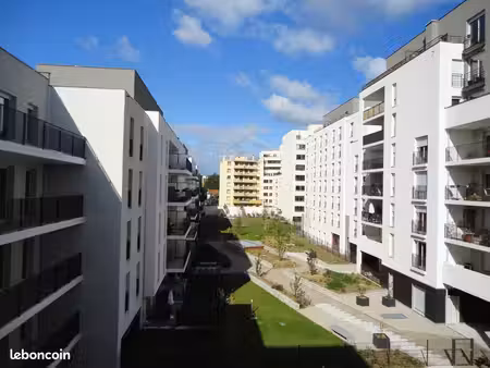 t1 villeurbanne