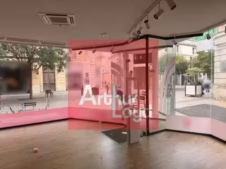 local commercial à louer