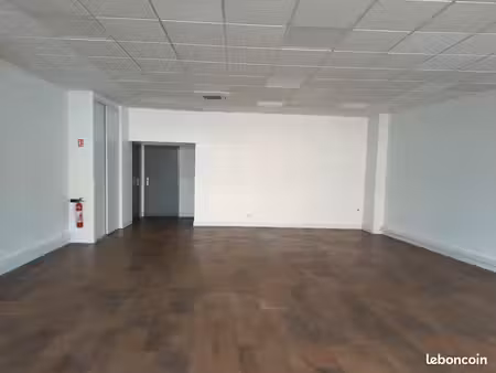 local commercial valence centre 100m2