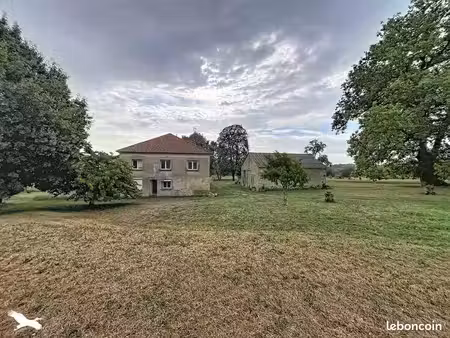 ferme 9 pièces 185 m²