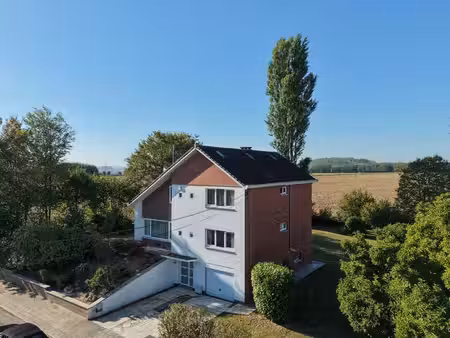 superbe propriété 5 chambres - garage - jardin